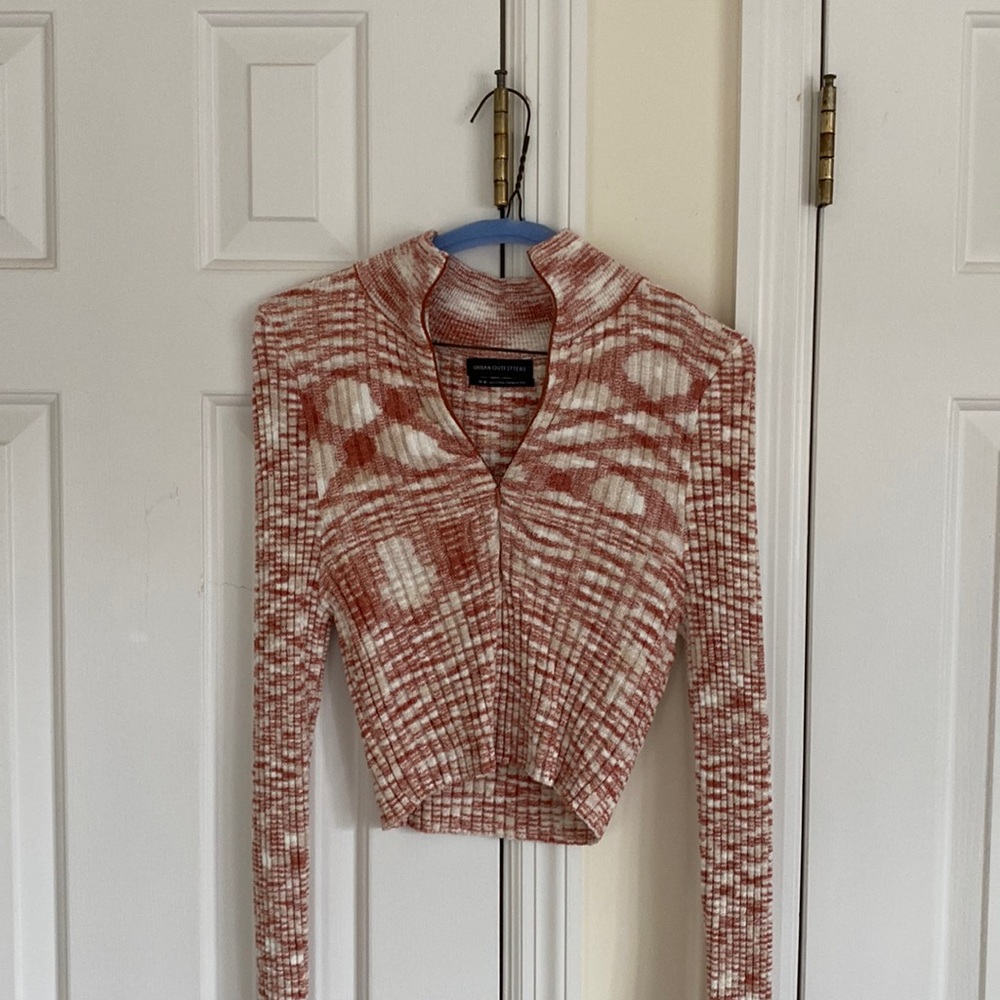 Urban outfitters - size medium - cropped long sleeve